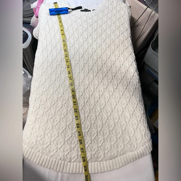 JEANNE PIERRE‎ Ivory cable knit sweater size L. - Picture 9 of 11